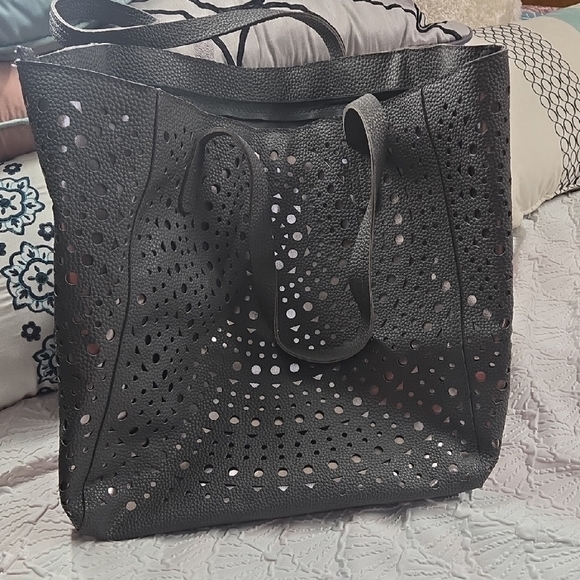 Bath & Body Works Laser Cut Grey & Metallic Rose Tote Bag - Black Friday - Picture 7 of 7